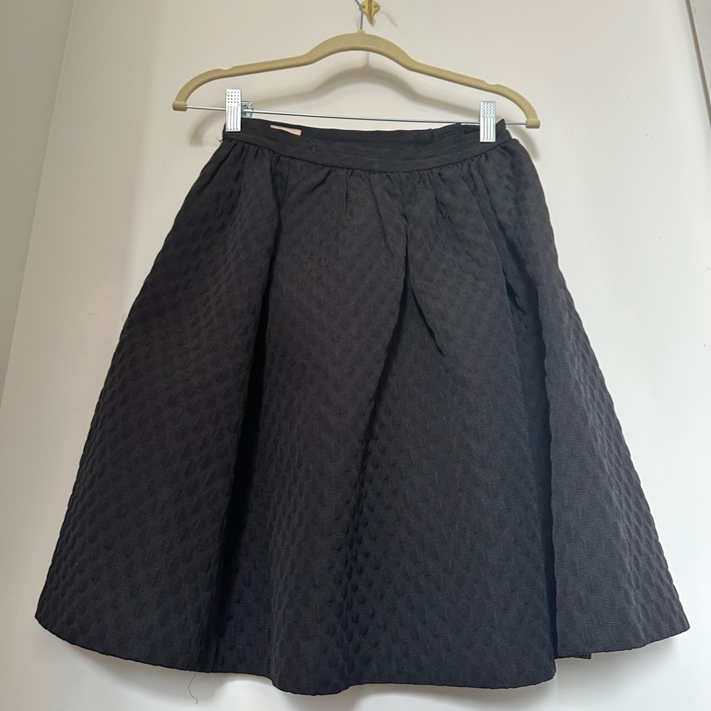 H&M Black Pleated A-Line Skirt Knee-Length